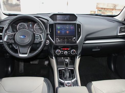 Used 2020 Subaru Forester Limited image 31