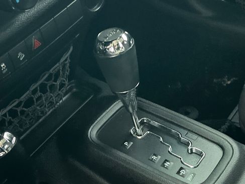 Used 2014 Jeep Wrangler Sport image 17