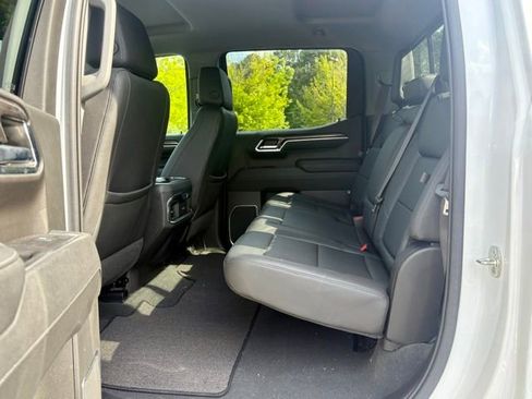 Used 2023 Chevrolet Silverado 1500 LTZ w/ Technology Package AWD/4WD image 28