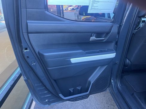 Used 2024 Toyota Tacoma TRD Off-Road image 14