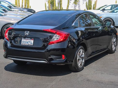 Used 2019 Honda Civic LX image 9