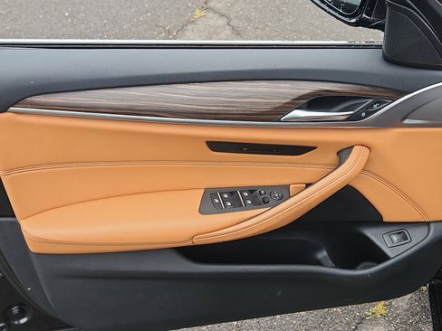 Used 2021 BMW 540i xDrive w/ Convenience Package image 12