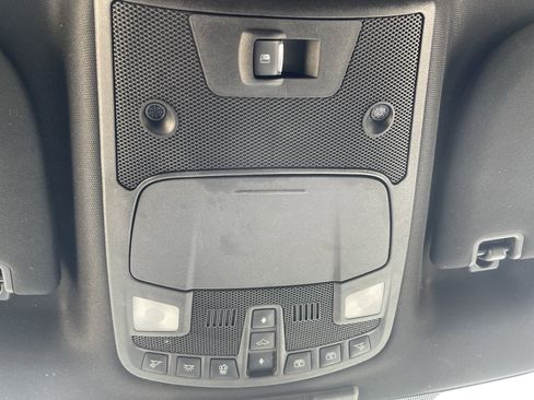 Used 2019 Ford F150 Lariat RWD image 32