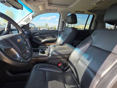 Used 2018 Chevrolet Suburban LT w/ RST Edition image 13