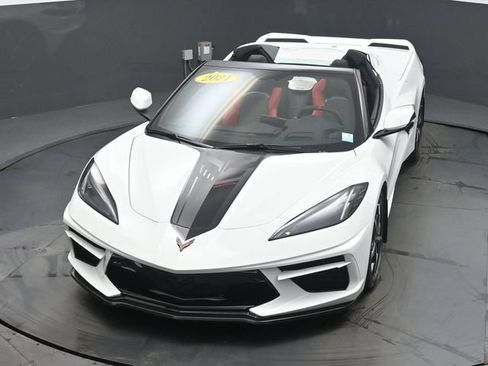 Used 2021 Chevrolet Corvette Stingray Premium Conv w/ Z51 Performance Package RWD image 45