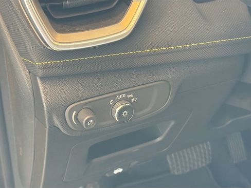 Used 2024 Chevrolet TrailBlazer ACTIV w/ Convenience Package image 10