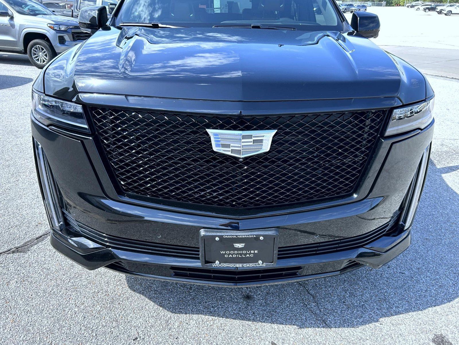Certified 2024 Cadillac Escalade ESV Sport w/ Touring Package AWD/4WD image 9