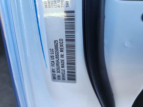 New 2025 RAM 2500 Tradesman image 25