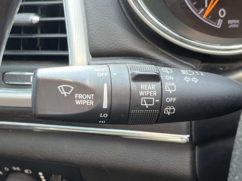 Used 2018 Jeep Grand Cherokee Summit AWD/4WD image 44