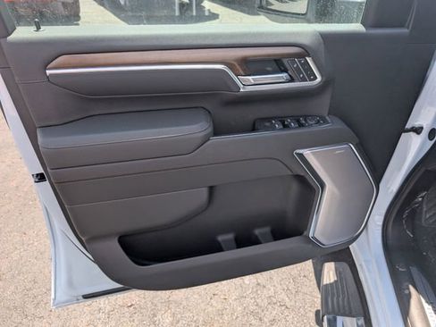 New 2026 Chevrolet Silverado 2500 High Country w/ High Country Premium Package AWD/4WD image 16