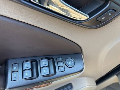 Used 2020 Chevrolet Tahoe Premier w/ Max Trailering Package image 25