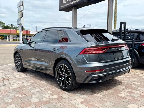 Used 2022 Audi Q8 Prestige w/ Prestige Package AWD/4WD image 6