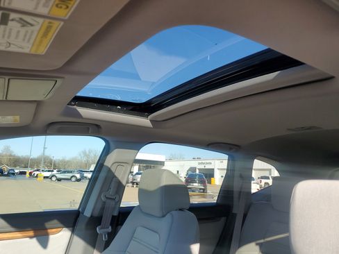 Used 2017 Honda CR-V EX image 26