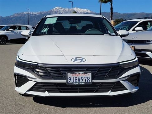 Certified 2025 Hyundai Elantra Blue image 26