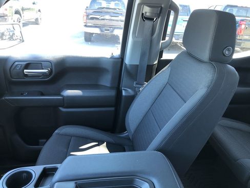 Used 2024 Chevrolet Silverado 1500 Custom image 22