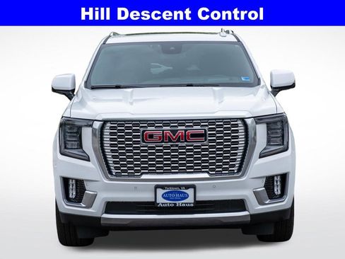 Used 2024 GMC Yukon Denali AWD/4WD image 11