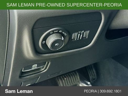 Used 2023 Jeep Grand Cherokee Summit image 10