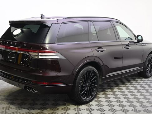 Used 2023 Lincoln Aviator Black Label w/ Jet Package image 7
