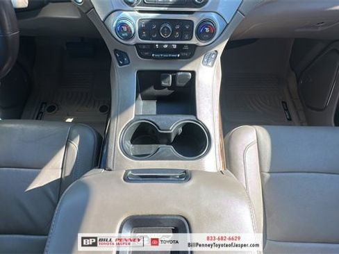 Used 2016 GMC Yukon SLT w/ HD Trailering Package image 9