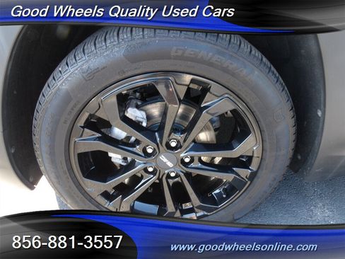 Used 2019 GMC Terrain SLE w/ Driver Convenience Package FWD image 11