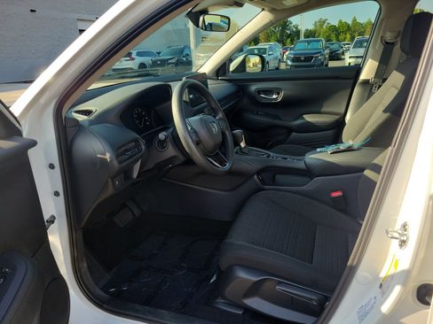 Used 2026 Honda HR-V LX image 15