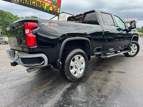 Used 2020 Chevrolet Silverado 3500 LTZ w/ LTZ Premium Package AWD/4WD image 5