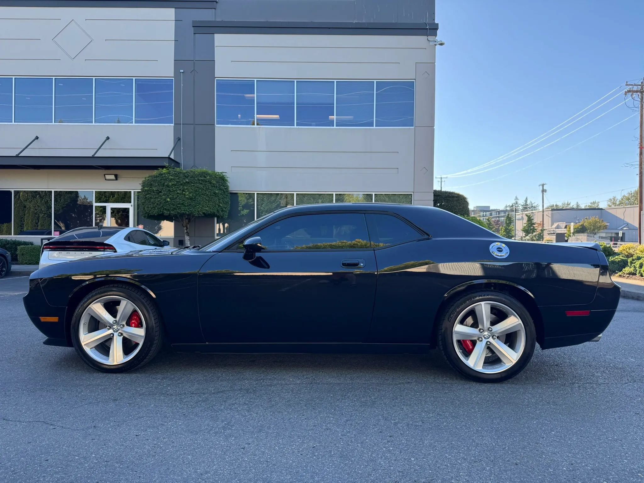 Used 2008 Dodge Challenger SRT8 RWD image 6