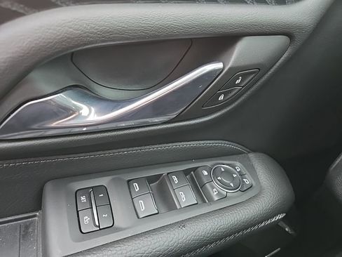 Used 2023 GMC Yukon Denali w/ LPO, Floor Liner Package image 21