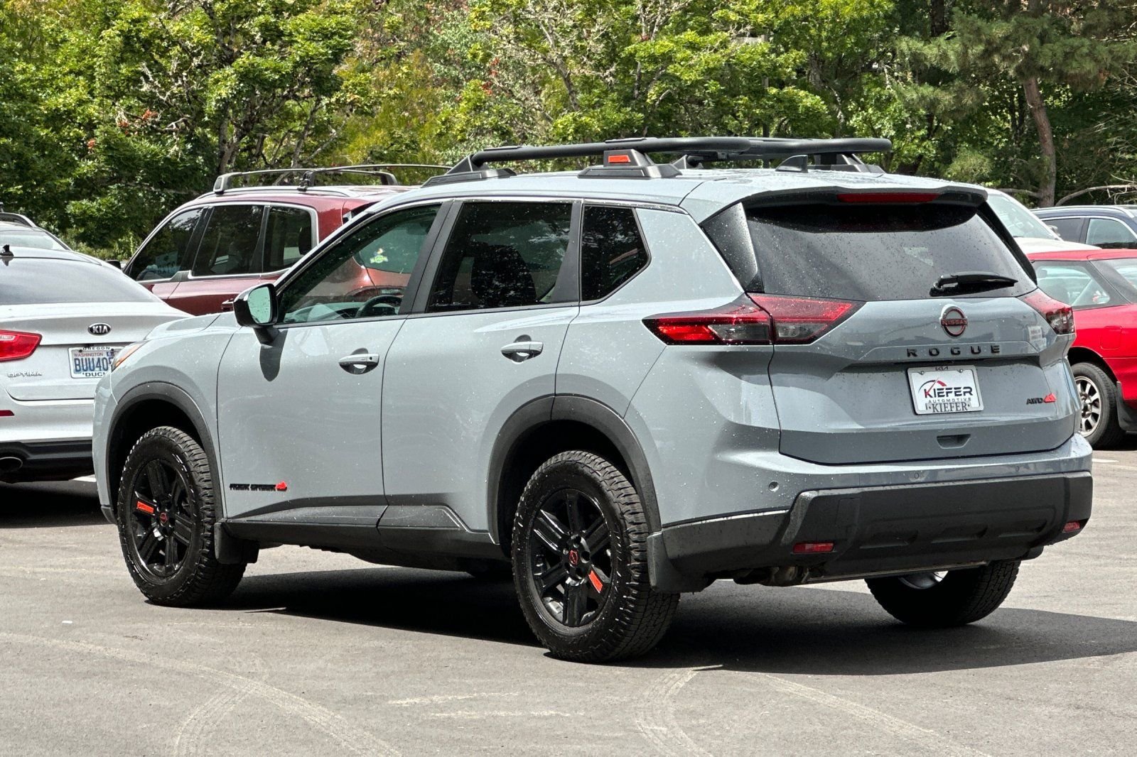 Used 2026 Nissan Rogue SV AWD/4WD image 6