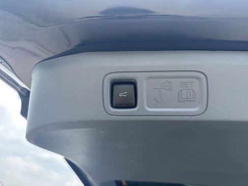 Used 2024 Lincoln Navigator Black Label image 22