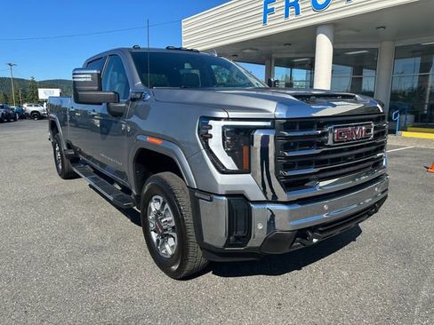 Used 2024 GMC Sierra 3500 SLT w/ SLT Premium Package image 9