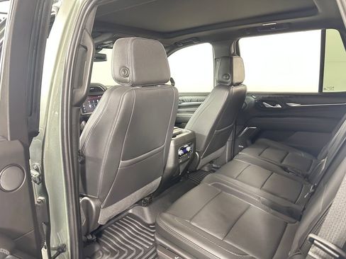 Used 2023 GMC Yukon Denali AWD/4WD image 23