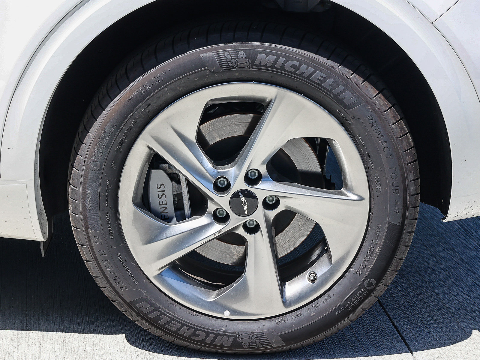 Used 2026 Genesis GV70 2.5T Advanced AWD/4WD image 8