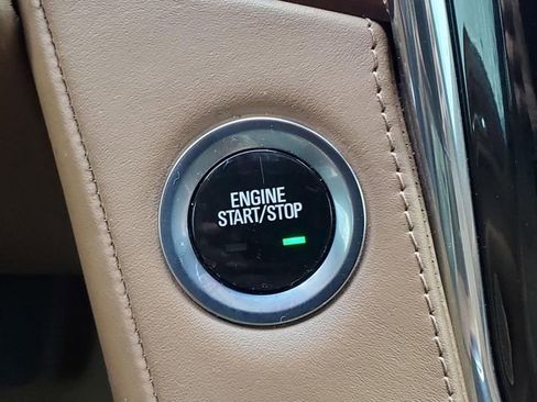 Used 2017 Cadillac Escalade ESV Platinum image 27