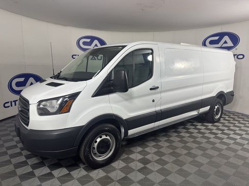 Used 2017 Ford Transit 250 148 Low Roof RWD image 6