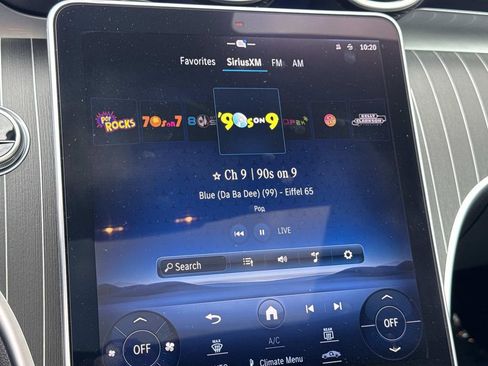 Used 2023 Mercedes-Benz C 300 Sedan image 21