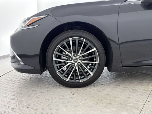 Certified 2025 Lexus ES 350 w/ Premium Package FWD image 13
