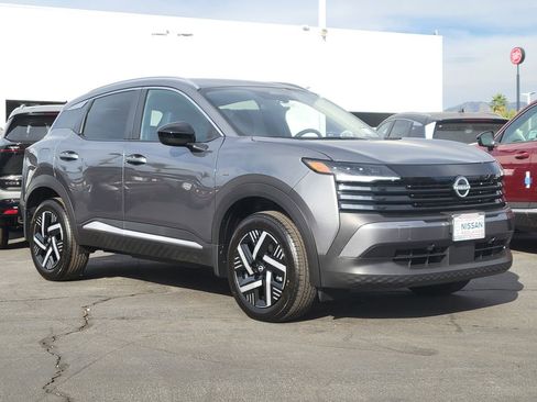 New 2026 Nissan Kicks SV w/ SV Premium Package image 15