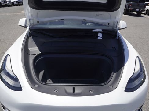 Used 2022 Tesla Model Y Performance AWD/4WD image 5