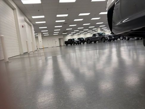 Certified 2021 Toyota Highlander Limited image 17