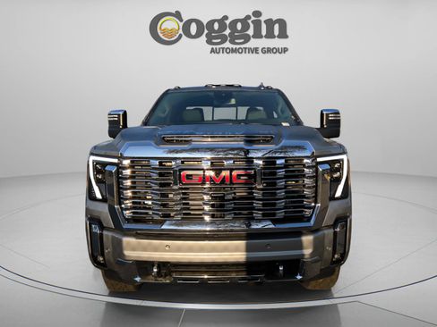 New 2026 GMC Sierra 2500 Denali AWD/4WD image 8
