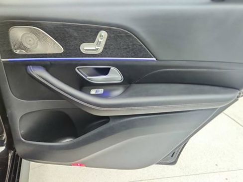 Used 2025 Mercedes-Benz GLS 450 GLS 450 image 28