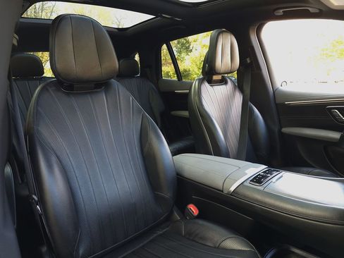 Used 2023 Mercedes-Benz EQS 580 4MATIC SUV image 21