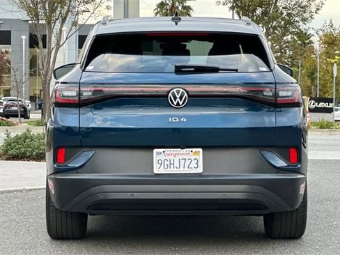 Used 2023 Volkswagen ID.4 Pro image 5