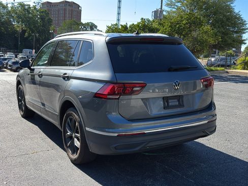 Used 2024 Volkswagen Tiguan SE FWD image 6