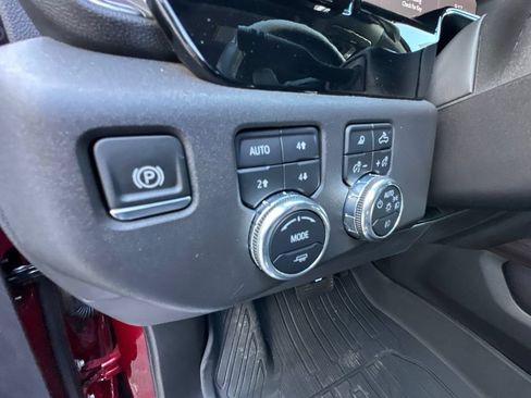 Used 2024 GMC Sierra 1500 SLT w/ SLT Premium Package AWD/4WD image 27