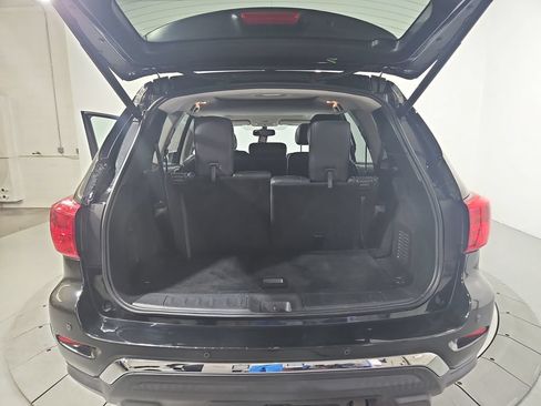 Used 2019 Nissan Pathfinder Platinum AWD/4WD image 24