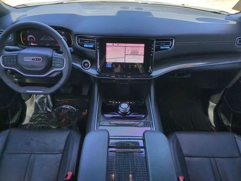 Used 2022 Jeep Wagoneer Series II RWD image 18
