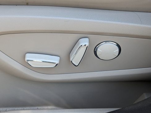 Certified 2023 Lincoln Nautilus Reserve w/ Equipment Group 201A image 21