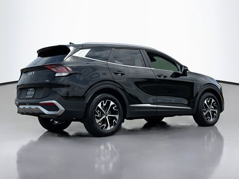 Used 2024 Kia Sportage EX AWD/4WD image 2